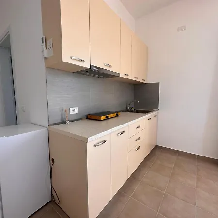 Vila Relax Apartahotel Shëngjin